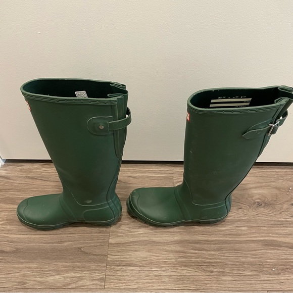 Hunter Original Back Adjustable Rain Boots - Picture 2 of 9